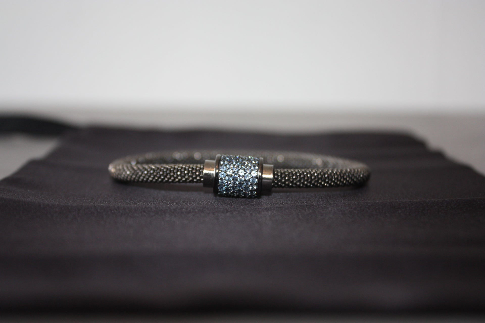 Midnight Ice - Lyxigt 925 Silverarmband med Blå Kristaller – 16g