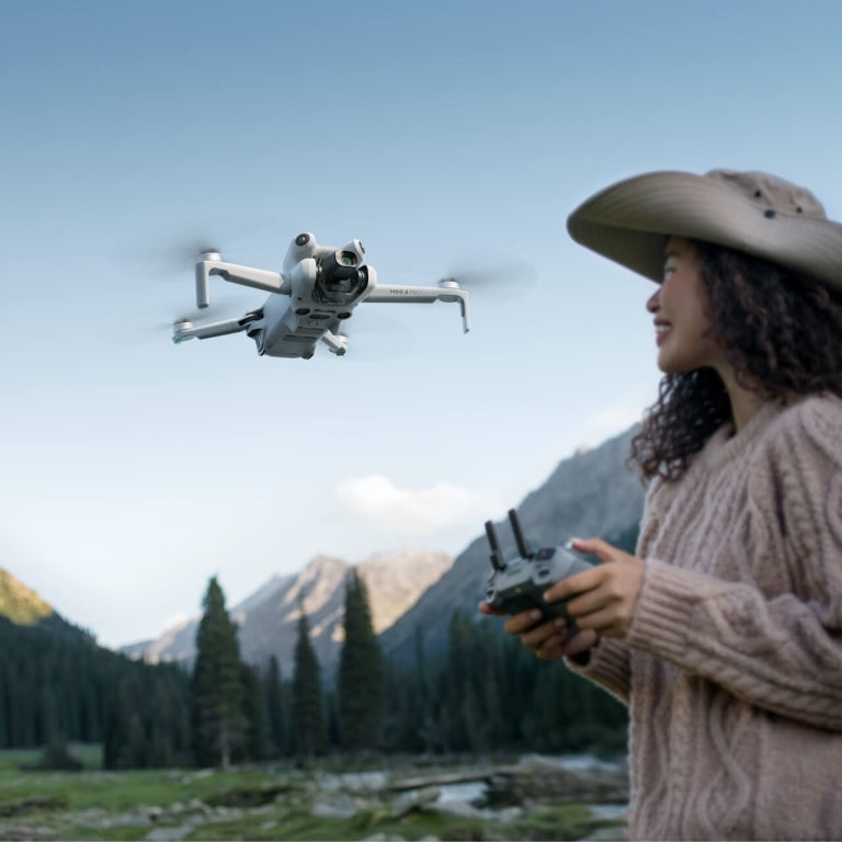 DJI Mini 4 Pro (DJI RC-N2) RTF
