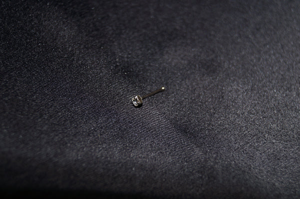 Crystal Clarity Nose Stud - Elegant Silver Nässtud med Fyrkantig Klar Zirkon – Minimalistisk & Tidlös