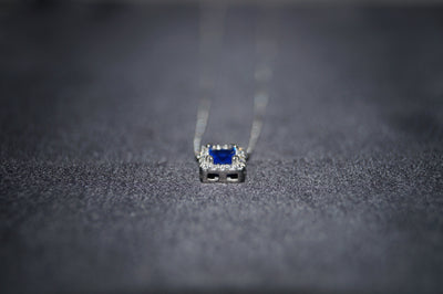 Ocean Glow Halsband i 925 Silver med Djupblå Zirconia